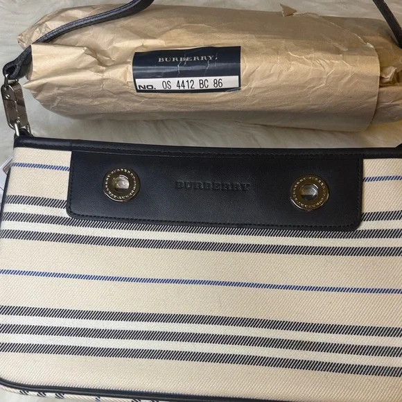 SOLD. - Picture 2 of 15